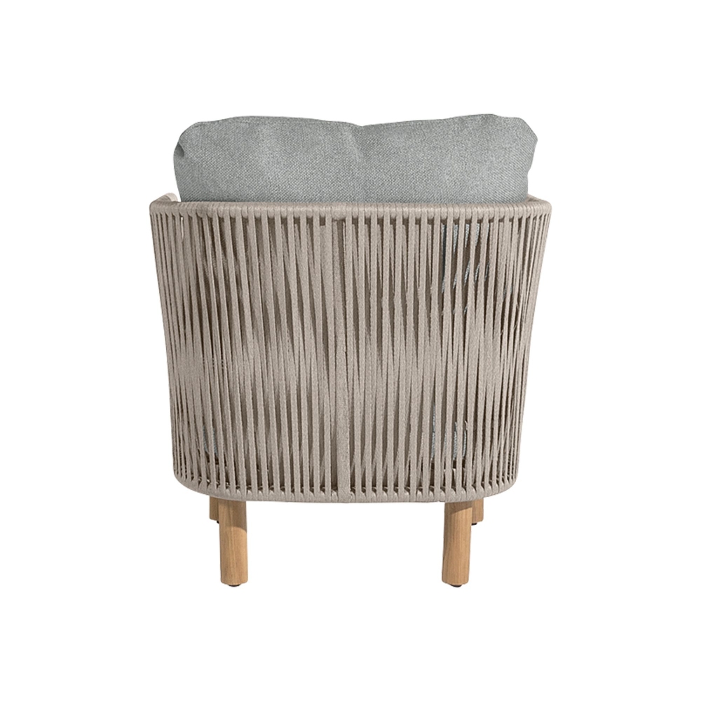 Diphano Newport lounge chair with cushions