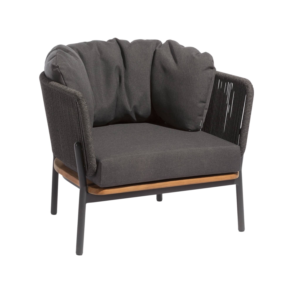 Diphano Omer lounge chair with cushions