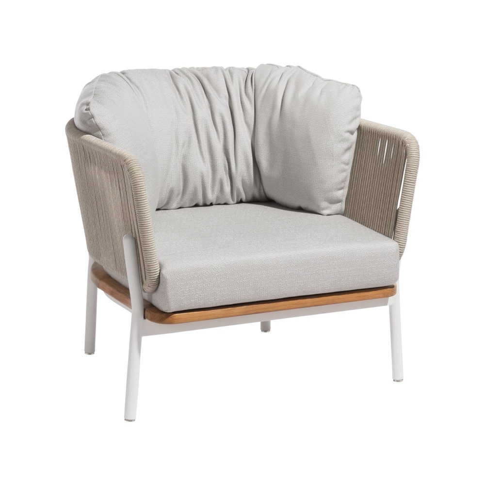 Diphano Omer lounge chair with cushions