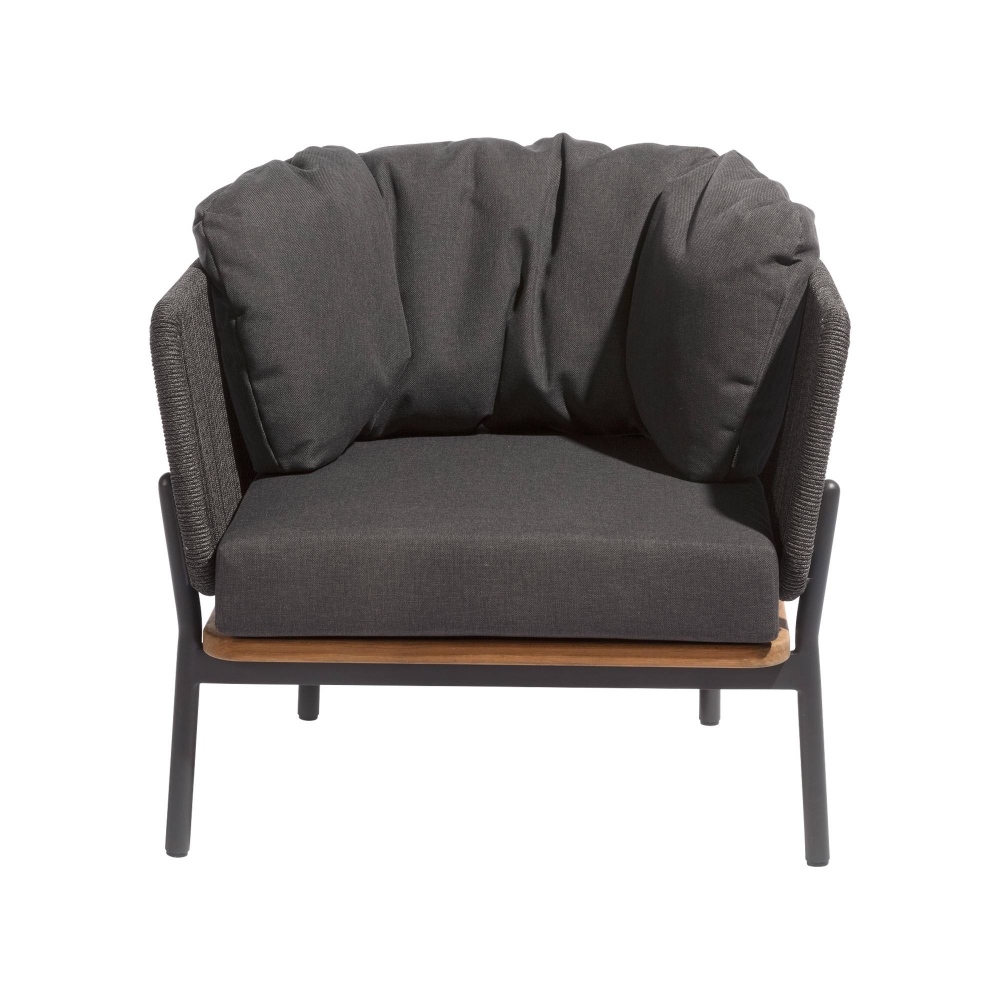 Diphano Omer lounge chair with cushions