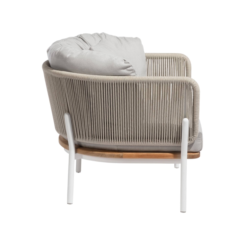 Diphano Omer lounge chair with cushions