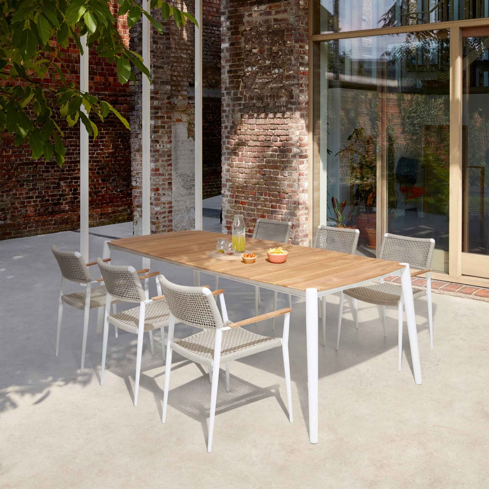 Diphano Ray dining side chair with teak armrests