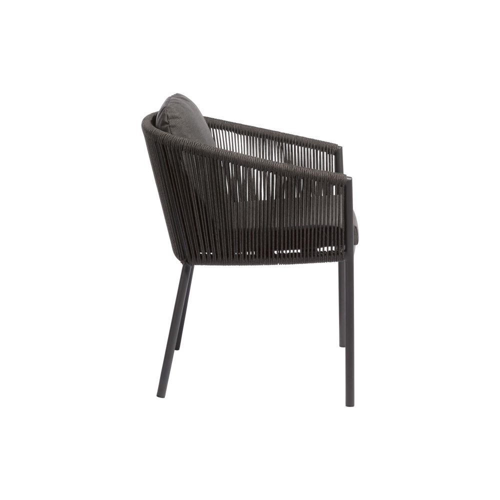 Diphano Omer dining armchair with cushions