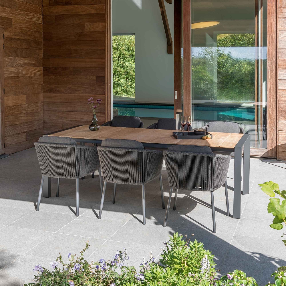 Diphano Poltrona da pranzo con cuscini Omer