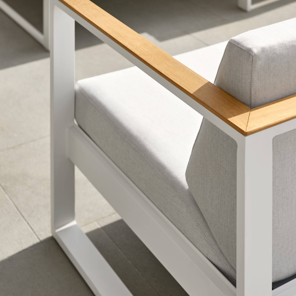 Diphano Landscape Teak lounge chair