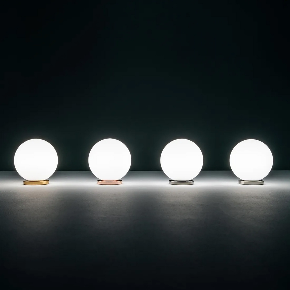 Fontana Arte Pallina table lamp