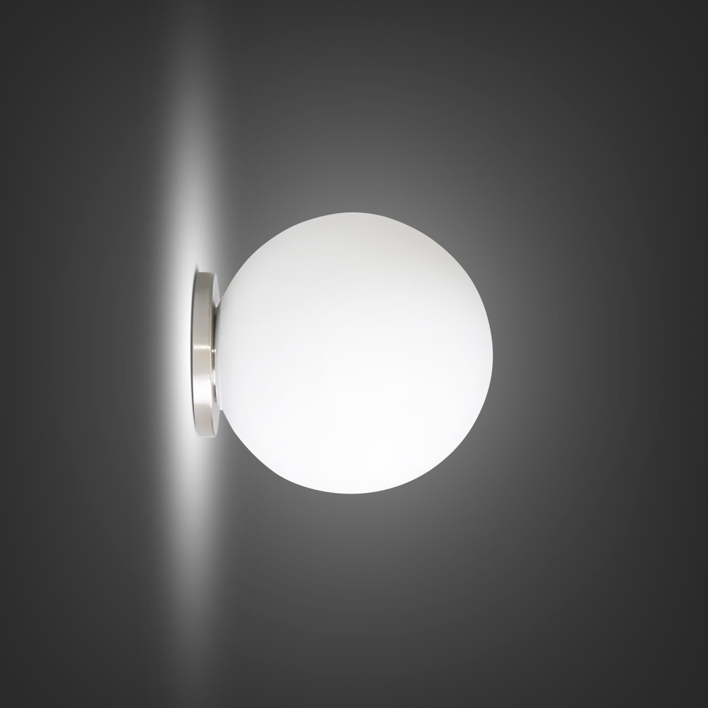 Fontana Arte Pallina wall lamp