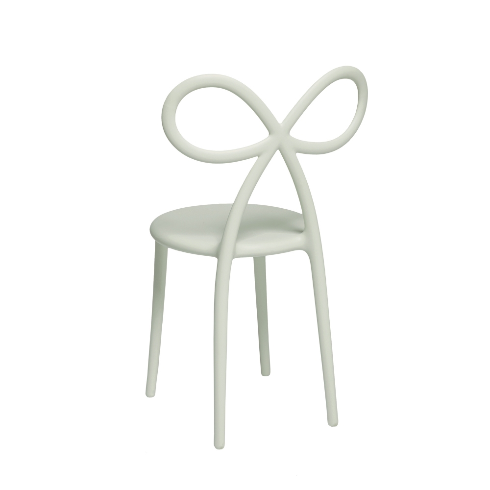 Scopri Sedia Ribbon e tutta la collezione di Qeeboo su newpop il più innovativo e-commerce di Home Design.