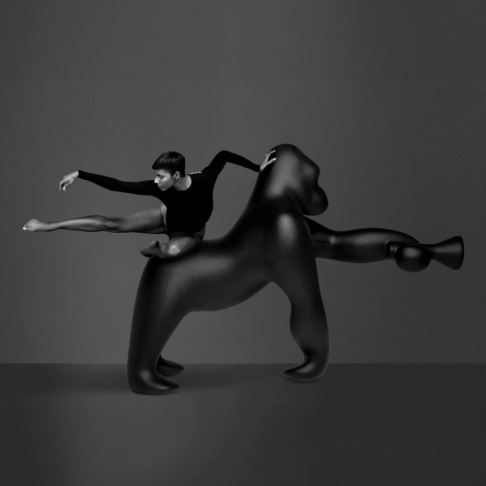 Scopri Lampada da terra Kong e tutta la collezione di Qeeboo su newpop il più innovativo e-commerce di Home Design.