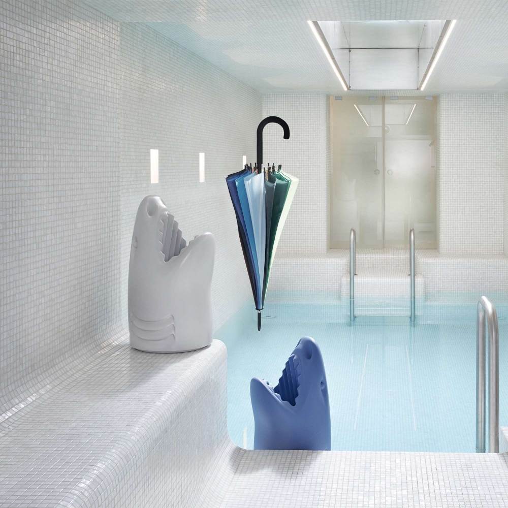 Scopri Portaombrelli Killer e tutta la collezione di Qeeboo su newpop il più innovativo e-commerce di Home Design.