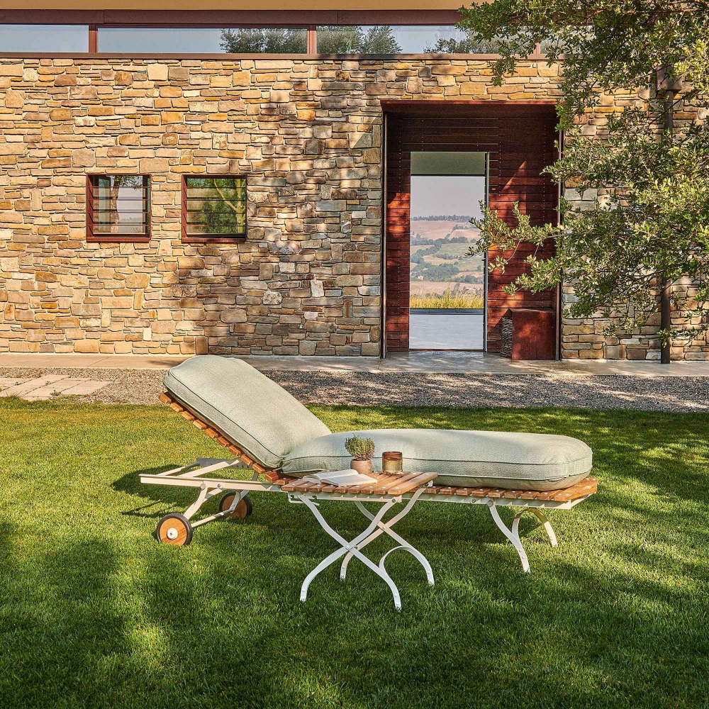 Weishäupl Classic outdoor stool