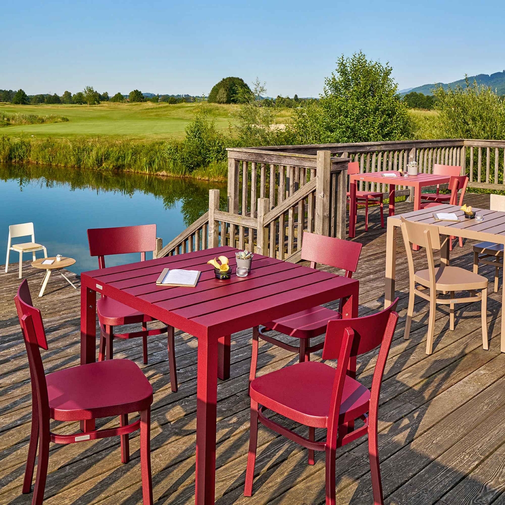 Weishäupl Flow outdoor bistro chair