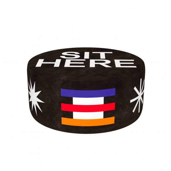 Qeeboo Oggian Sit here black L Pouf