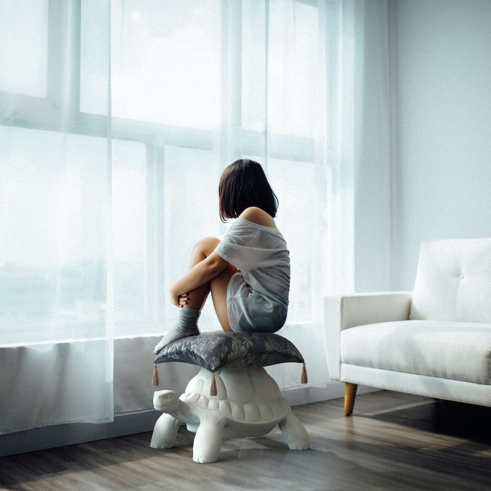 Qeeboo Pouf Turtle Carry