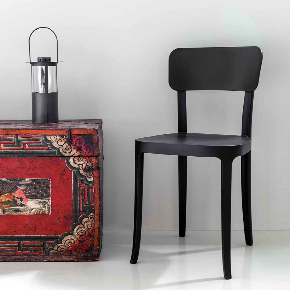 Qeeboo Set of 2 K chairs