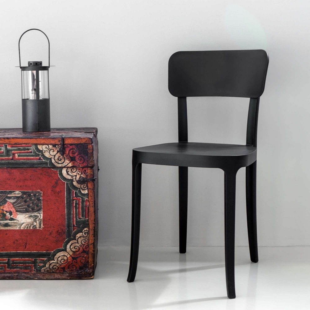 Qeeboo Set of 2 K chairs