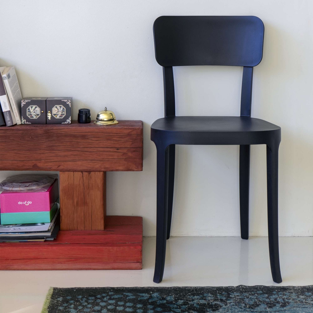 Qeeboo Set of 2 K chairs