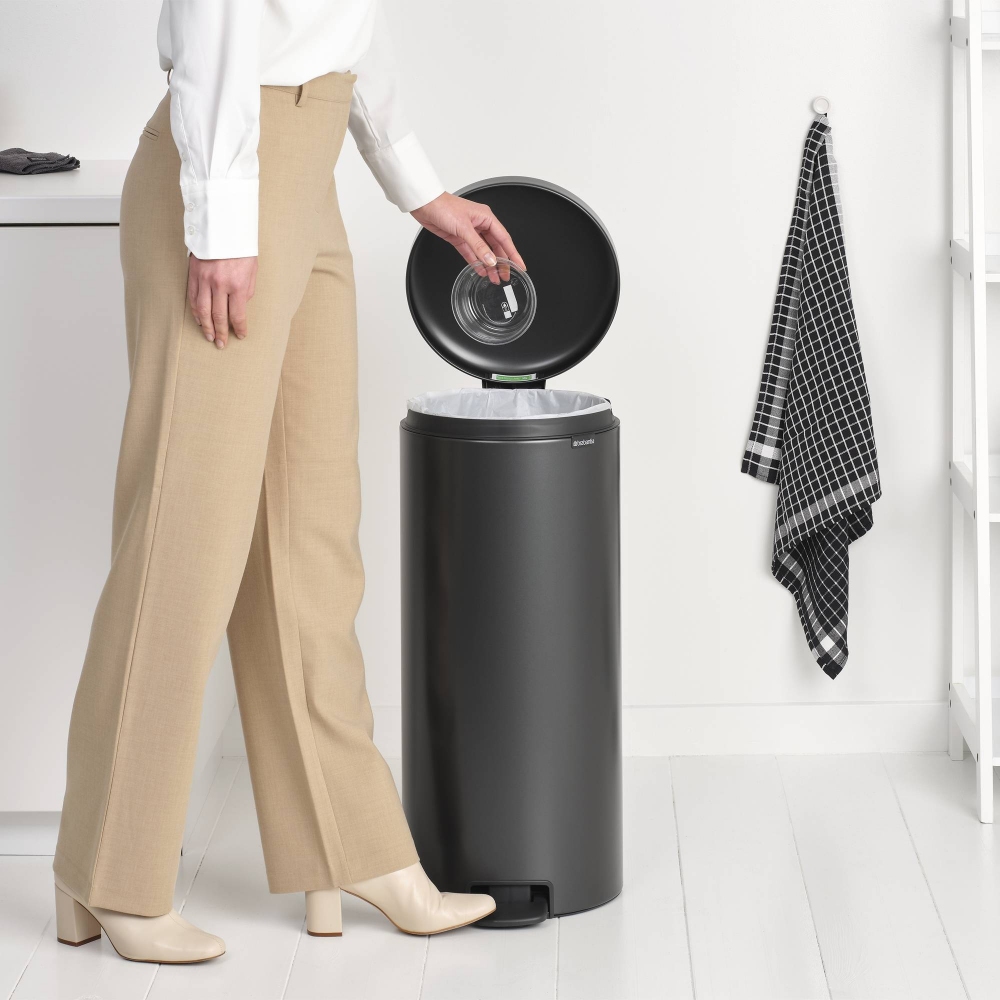 Brabantia NewIcon bin 30 litres