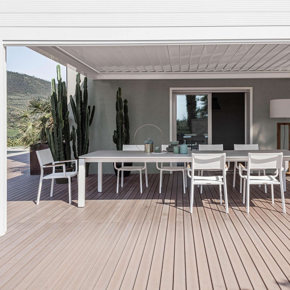 Atmosphera Sunny outdoor chair with armrests