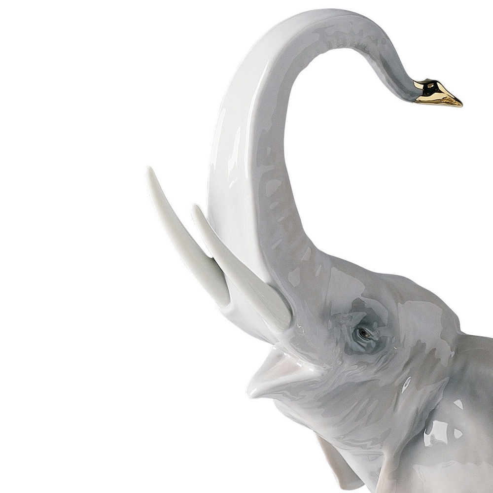 Lladró Celebration Elephants on black rock Figurine