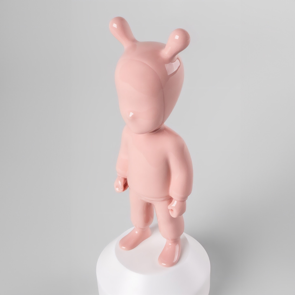Lladró The pink Guest Sculpture - Small model