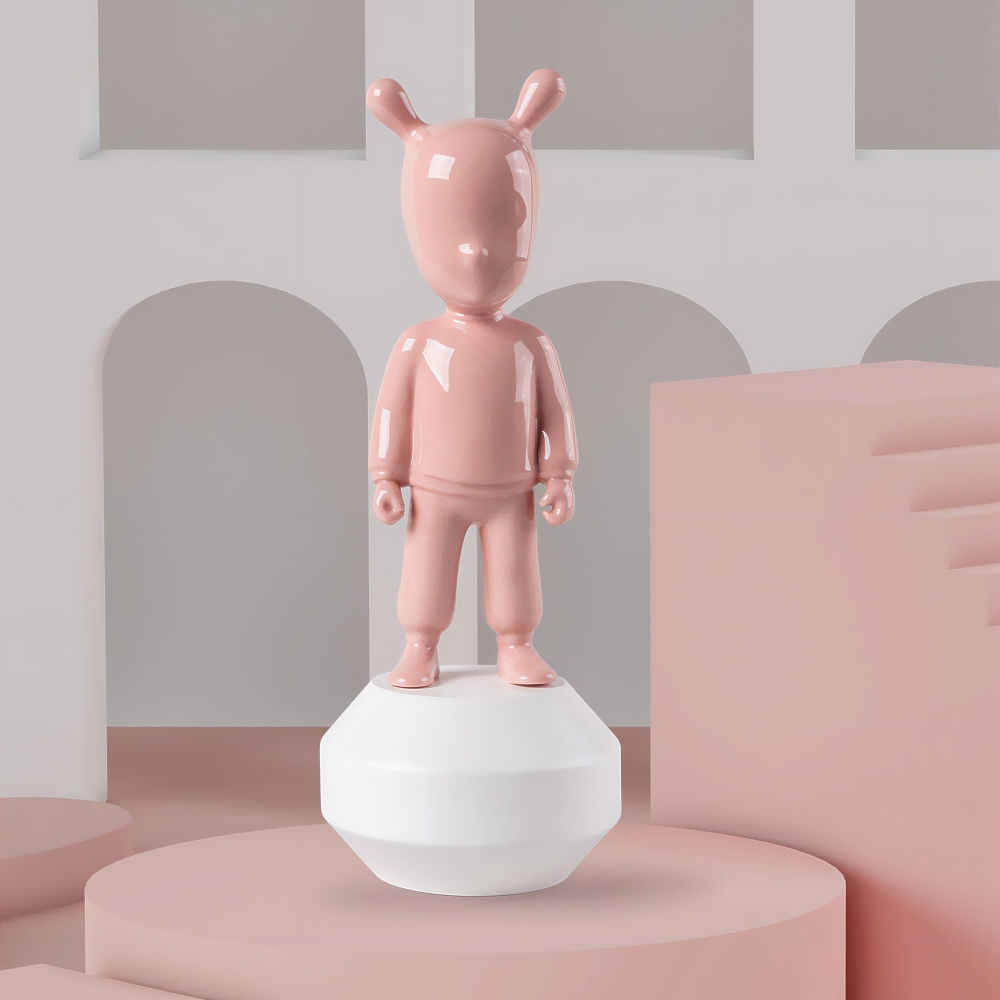 Lladró The pink Guest Sculpture - Small model