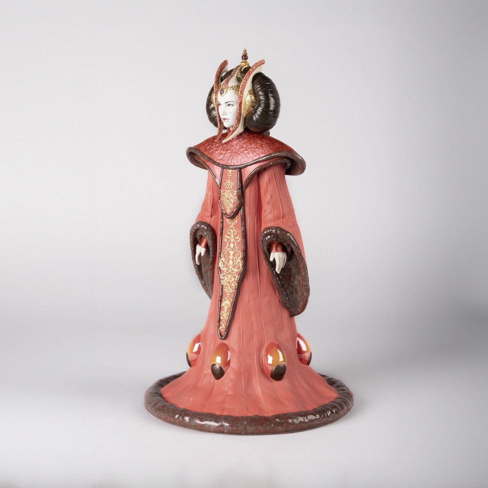 Lladrò Queen Amidala figure in the Throne Room. Limited Series