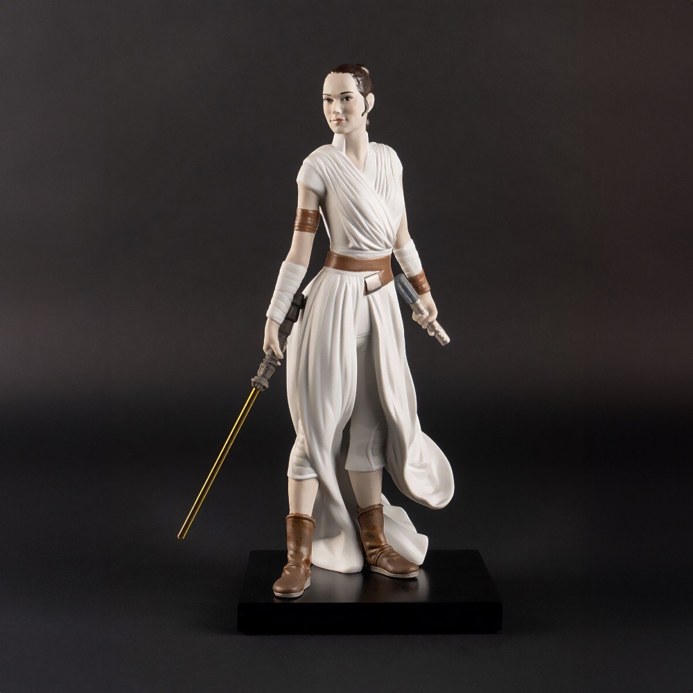Lladró Rey Figure