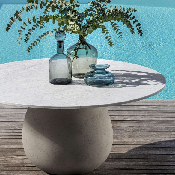 Gervasoni InOut 834 outdoor table
