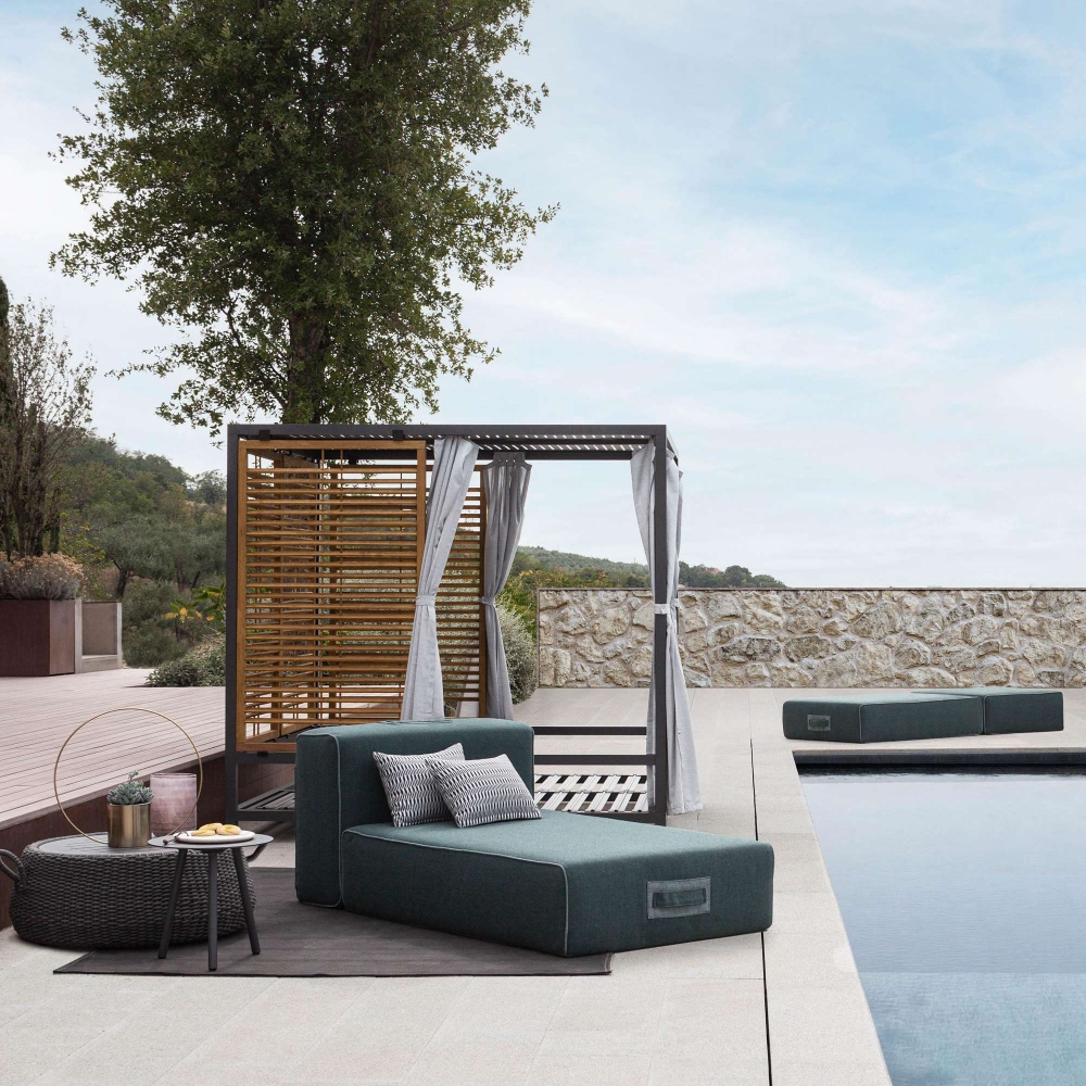 Atmosphera Alcova garden gazebo daybed