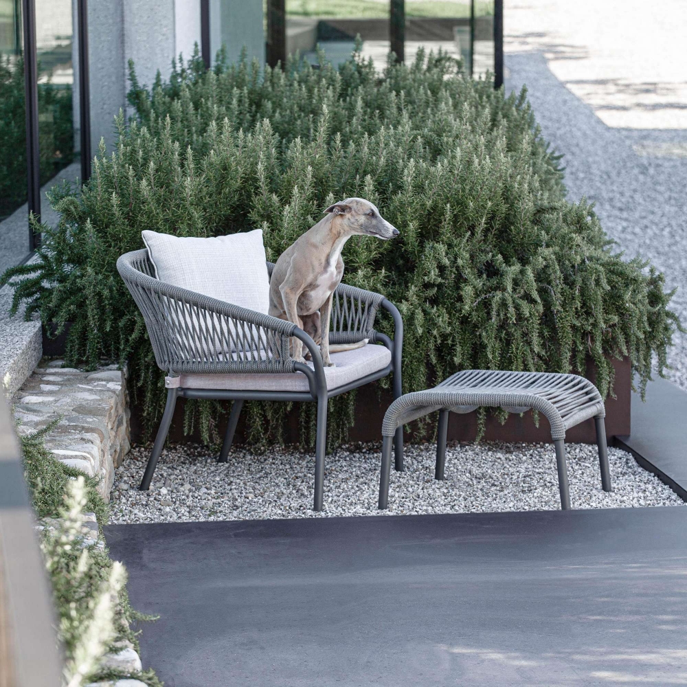 Atmosphera Pleasure 2.0 outdoor lounge armchair