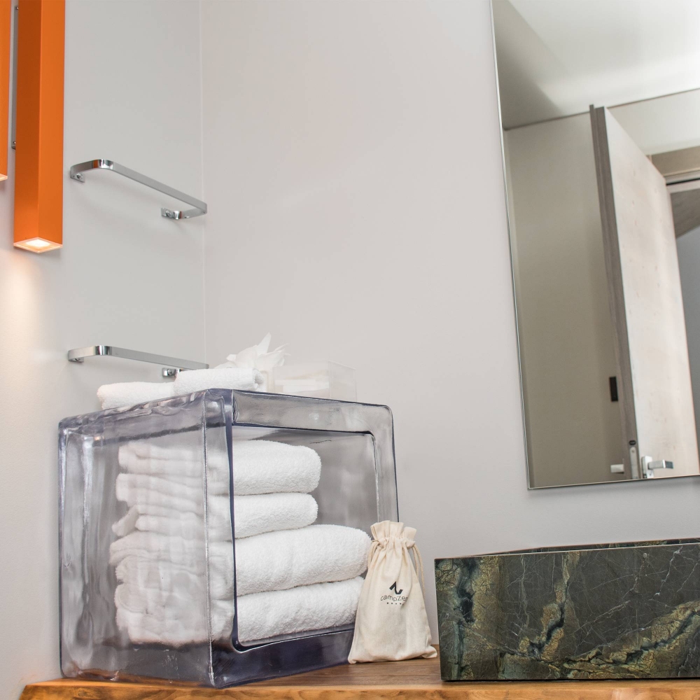 Sturm Milano Contenitore / Piano d'appoggio Sessantanove