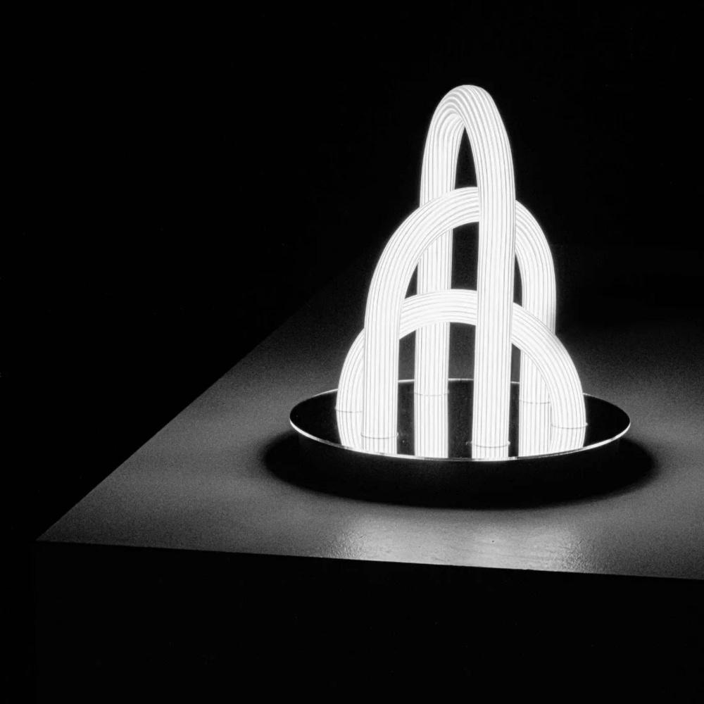 Fontana Arte Oort table lamp