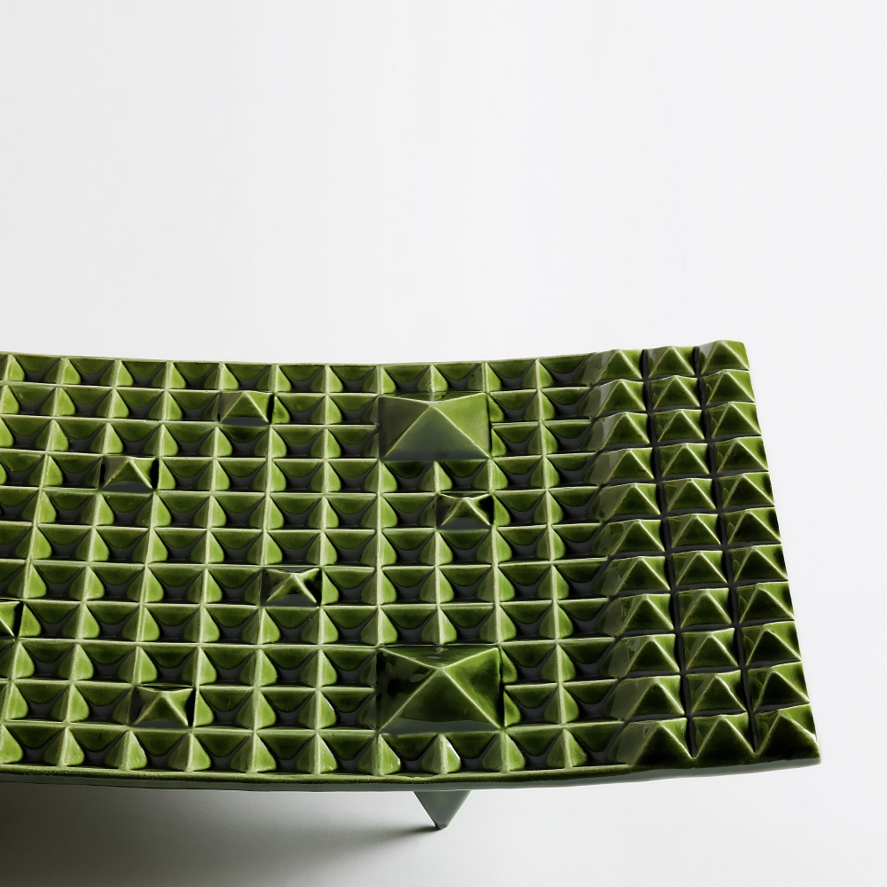 Bosa Amasumpa Centerpiece