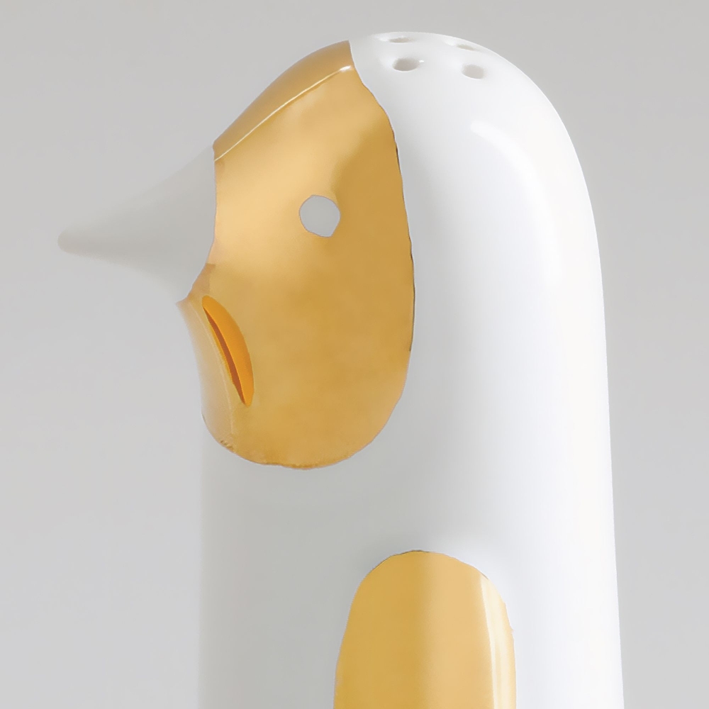 Bosa Hayon Table Collection salt and pepper set