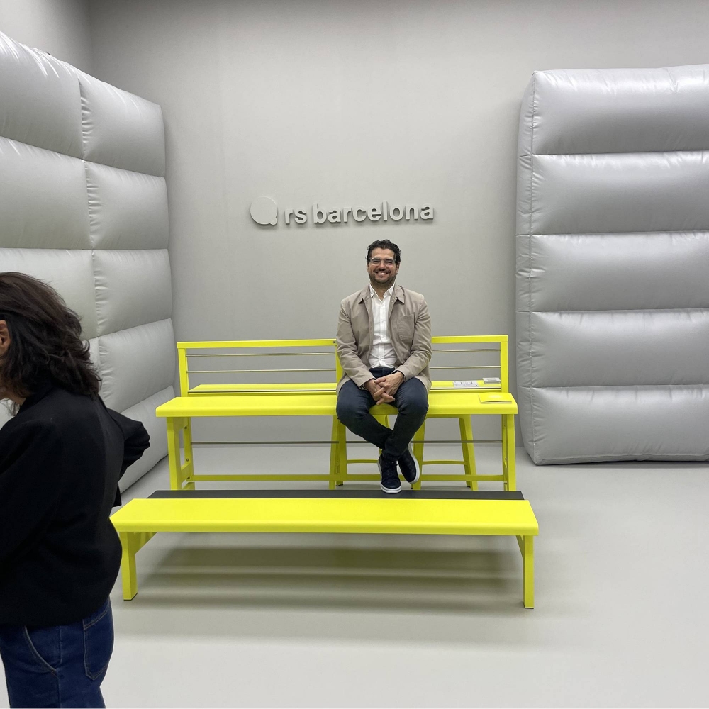 RS Barcelona Crew Modular Bench on Wheels