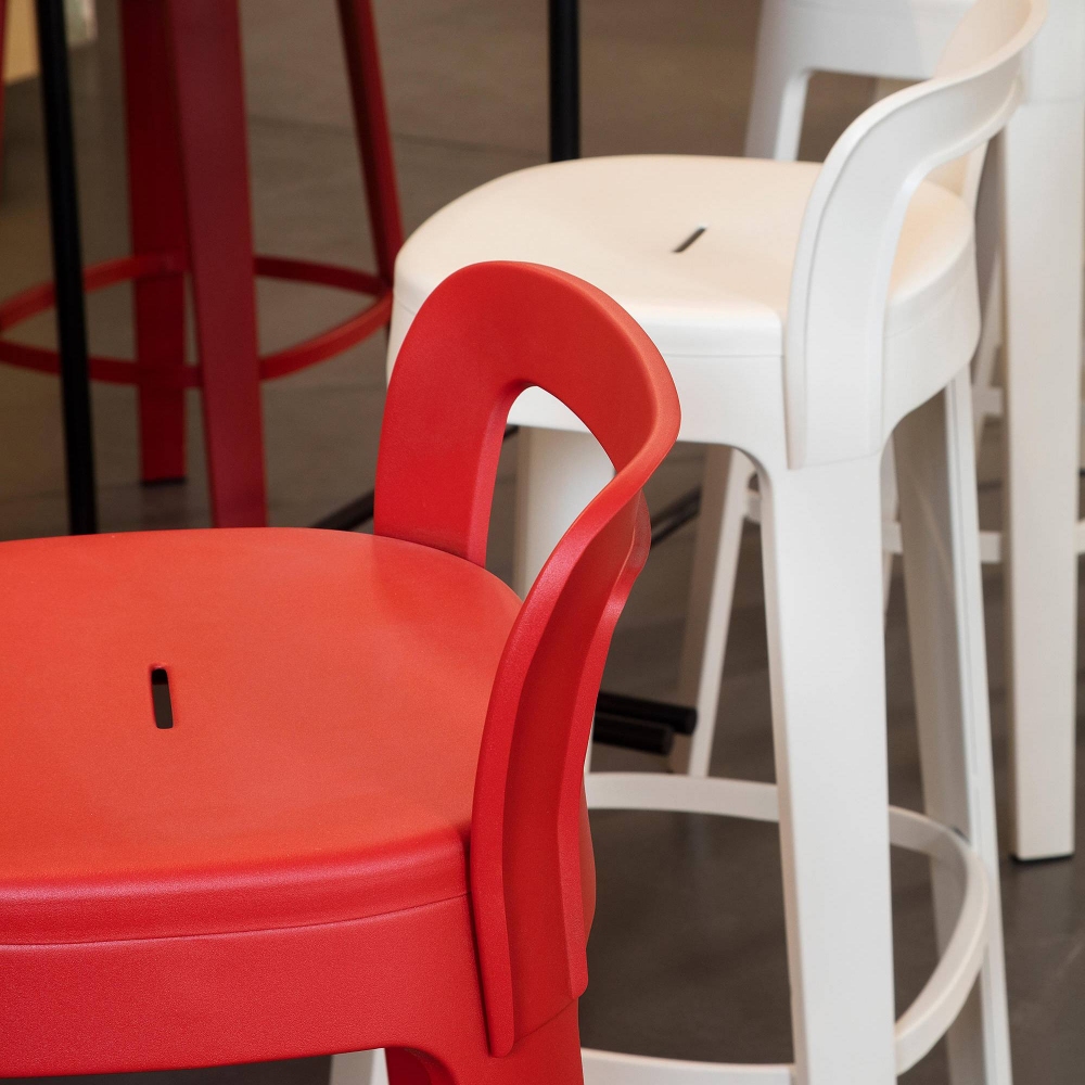RS Barcelona Ombra Bar indoor/outdoor stool with backrest