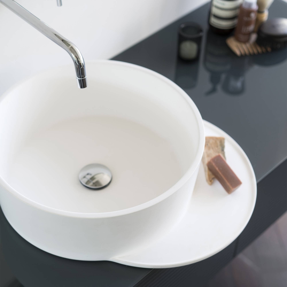 Ex.t Plateau Round Countertop Basin with a right shelf
