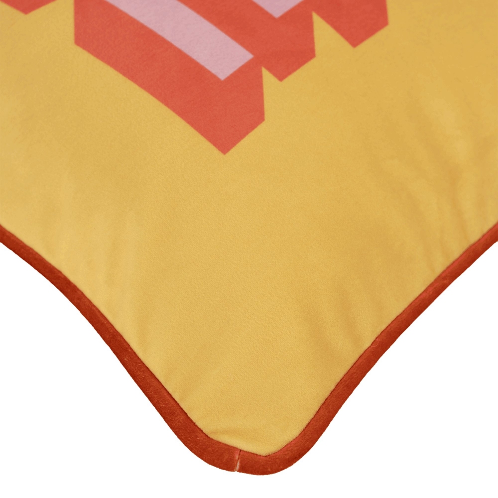 The Pop Label Love Pillow 45x45 cm