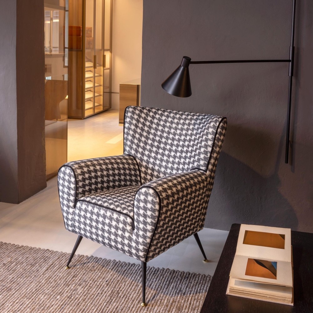 The Pied De Poule Black & White Armchair