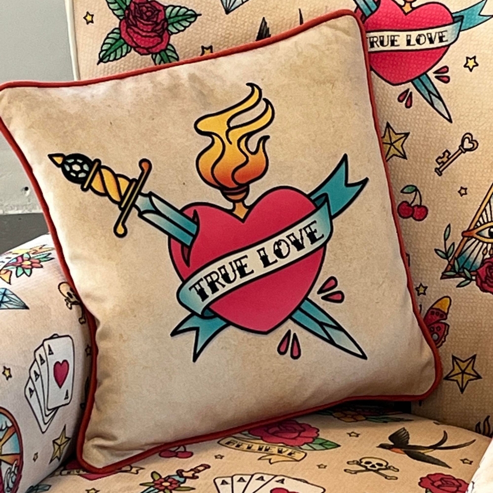 The Pop Label Tattoo Pillow 45x45 cm