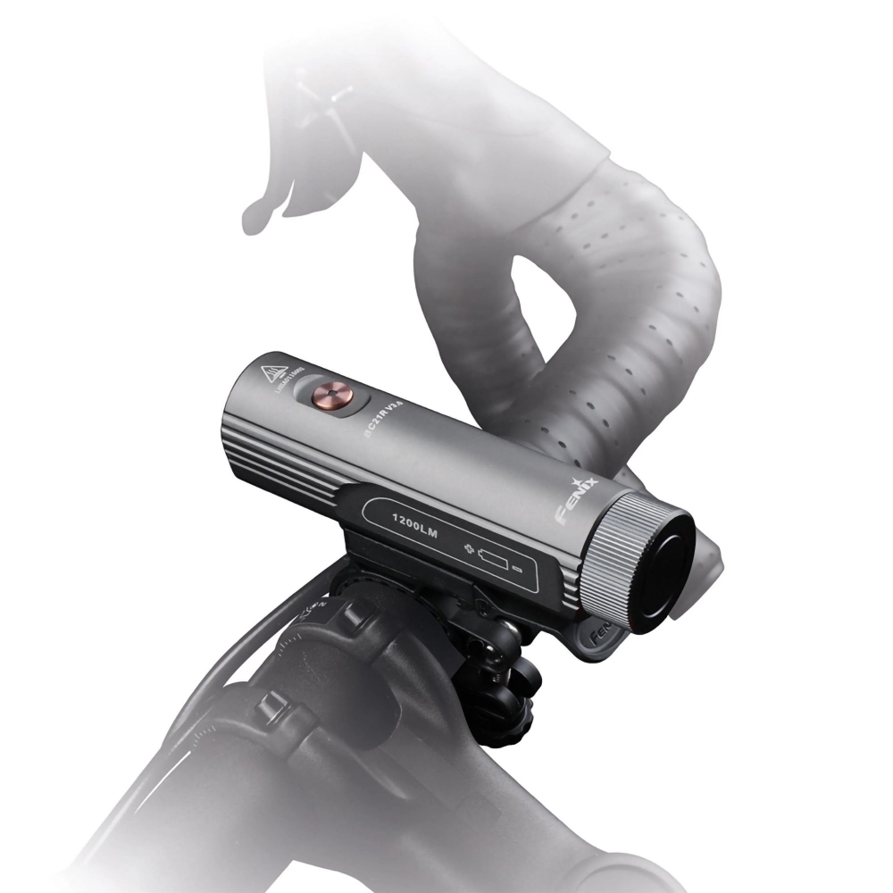 Fenix Torcia LED ricaricabile per bicicletta 1200 Lumen