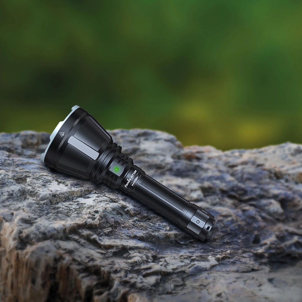 Fenix Torcia LED ricaricabile 2800 Lumen