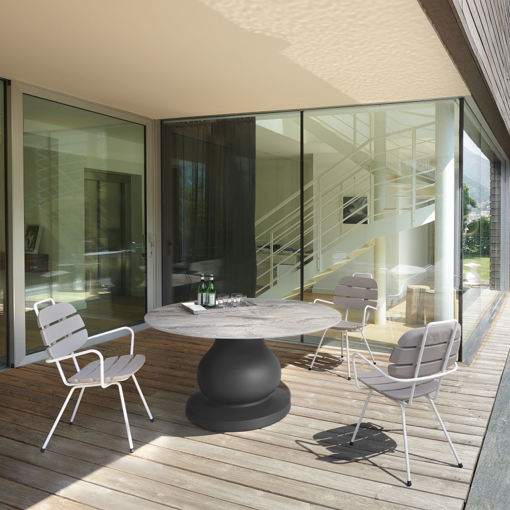 Slide Ribs Outdoor Chair