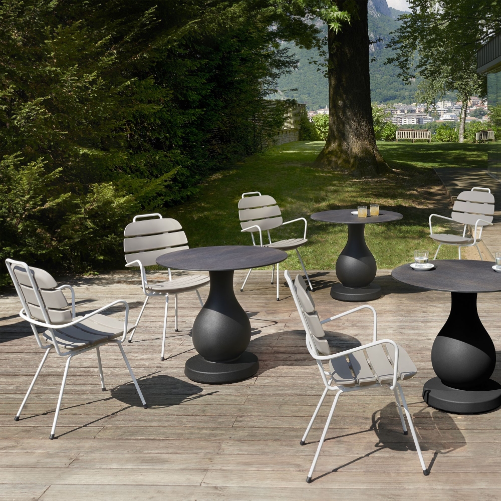 Slide Ribs Outdoor Chair