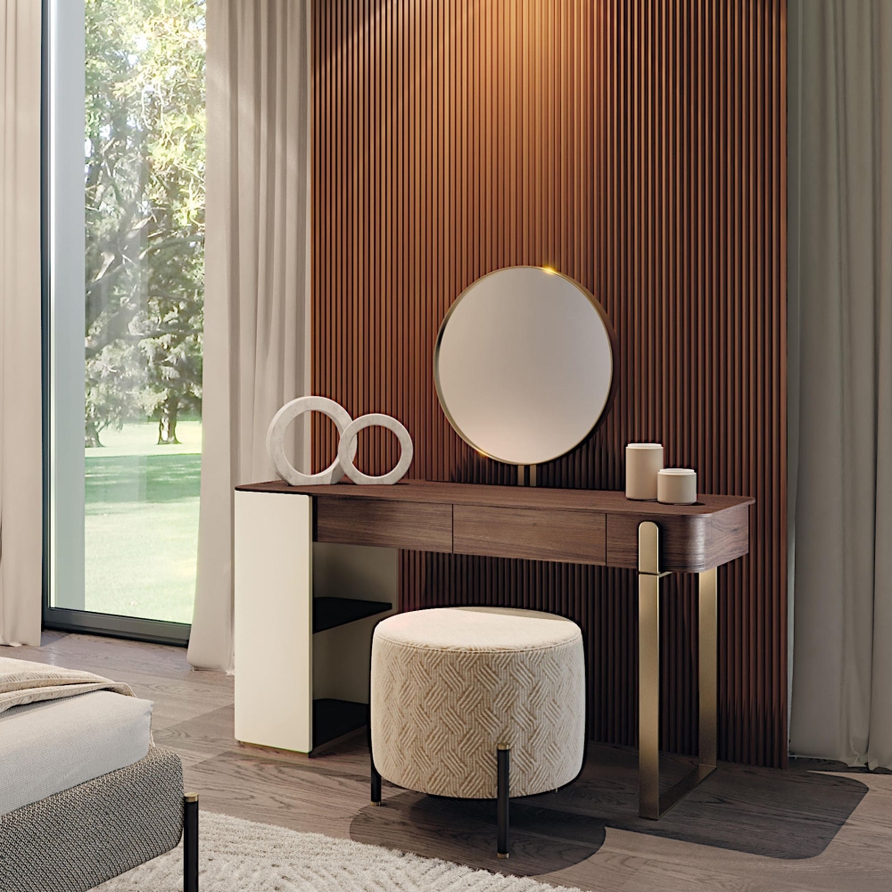 Capital Parisienne Console