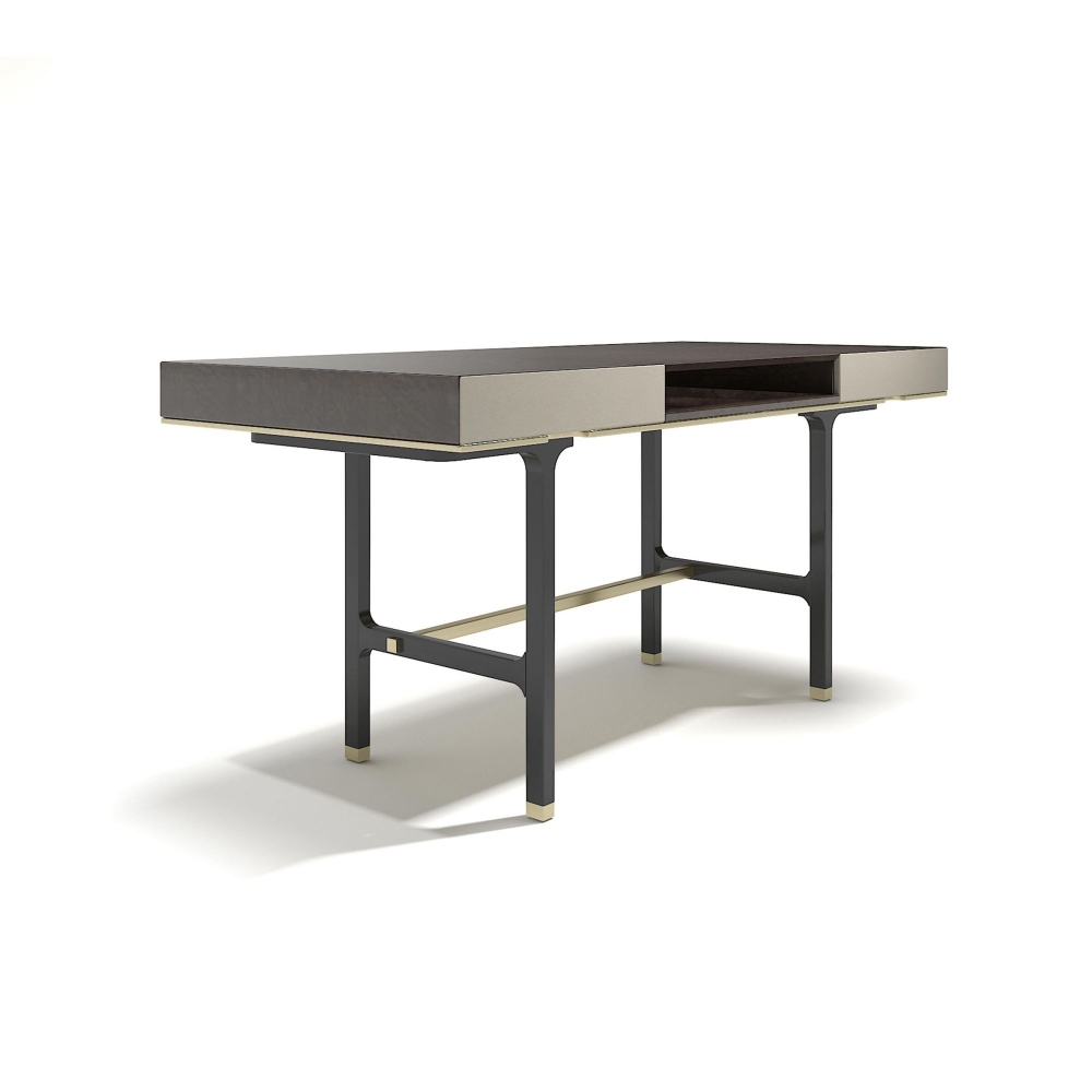 Capital Bolivar Desk