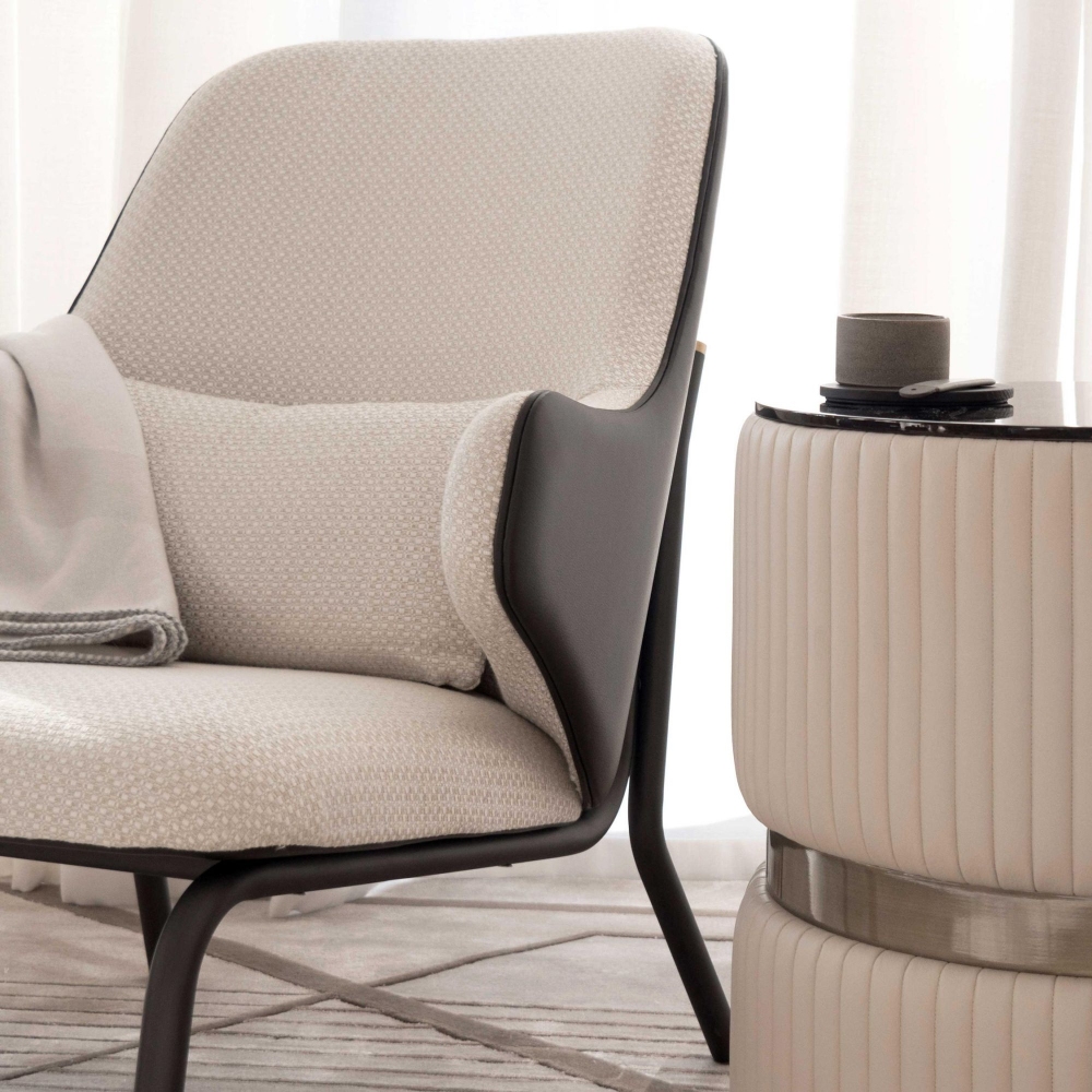 Capital Diva Armchair