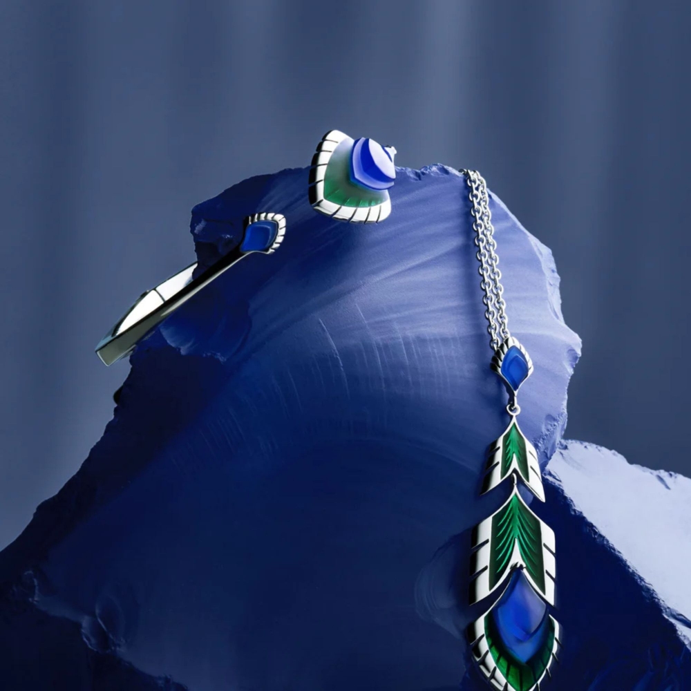 Lalique Paon Incolore Bleu et Laque Verte Bracelet