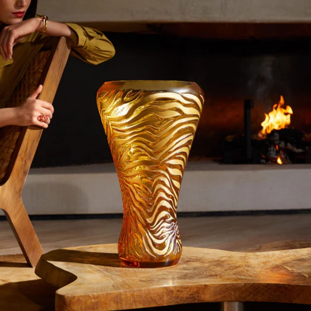 Lalique Tigre Ambre, Revêtement Doré Crystal Vase - Limited Edition